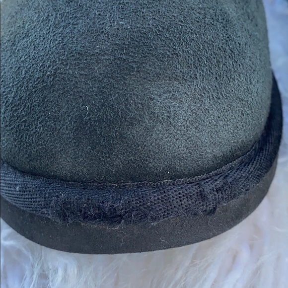 UGG BAILEY BUTTON TRIPLET SHEARLING BOOTS BLACK - Picture 12 of 14